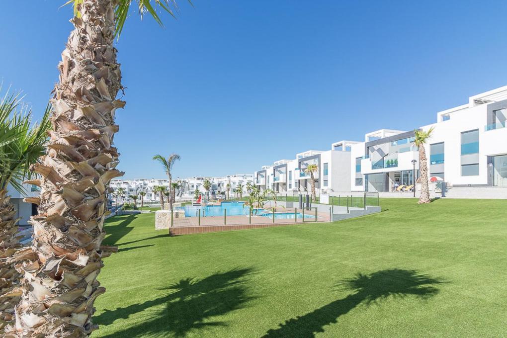 Calle Bullas Topfloor Lejlighed Torrevieja Exterior foto
