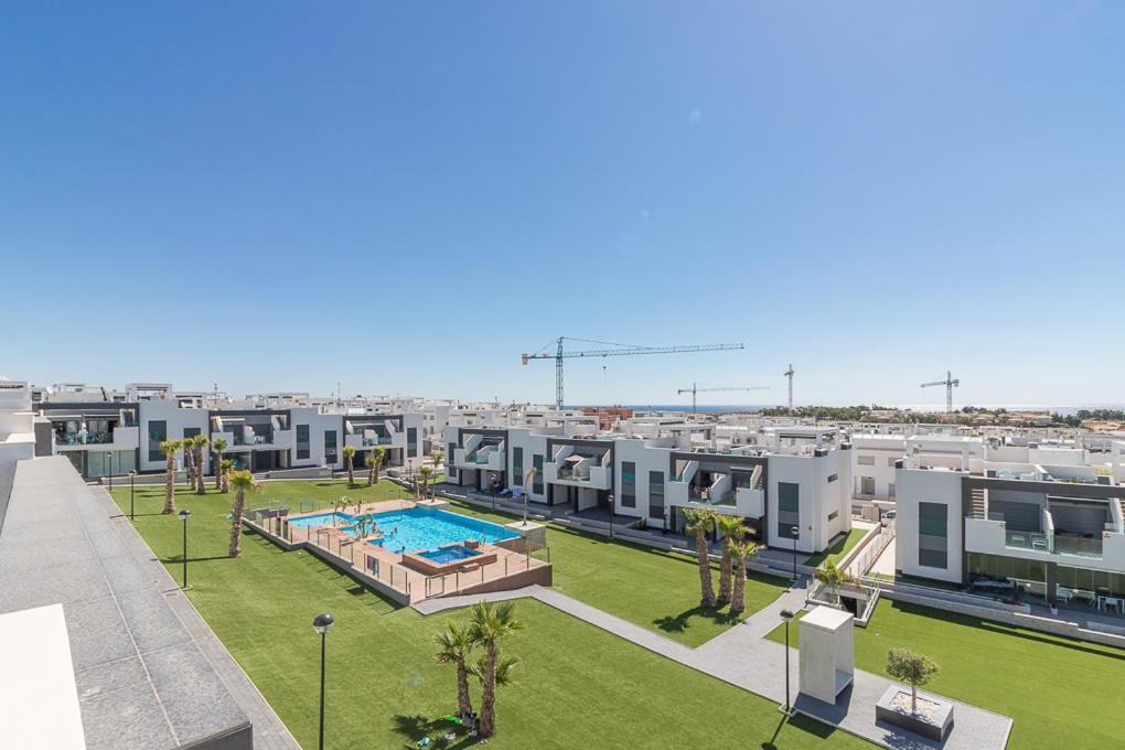 Calle Bullas Topfloor Lejlighed Torrevieja Exterior foto
